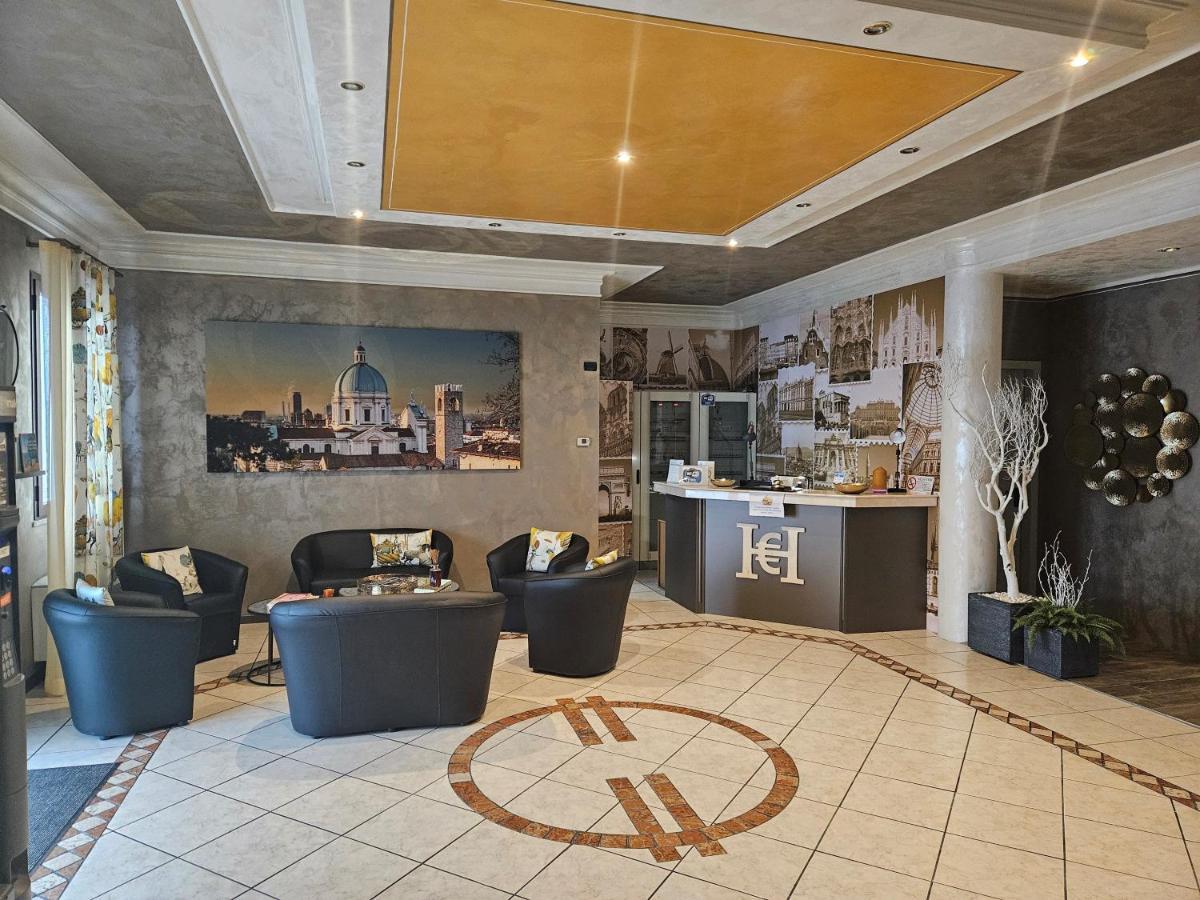Hotel Euro Castegnato Bagian luar foto