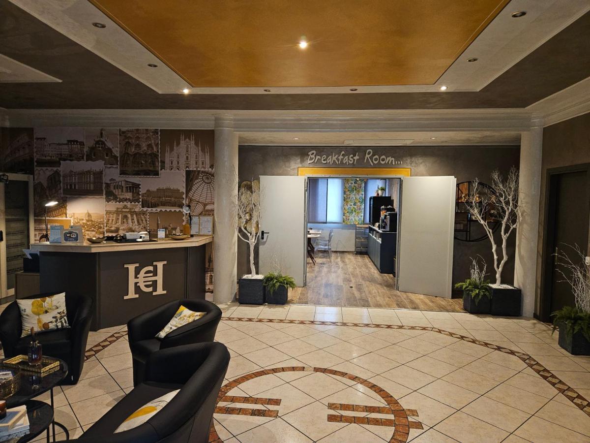 Hotel Euro Castegnato Bagian luar foto